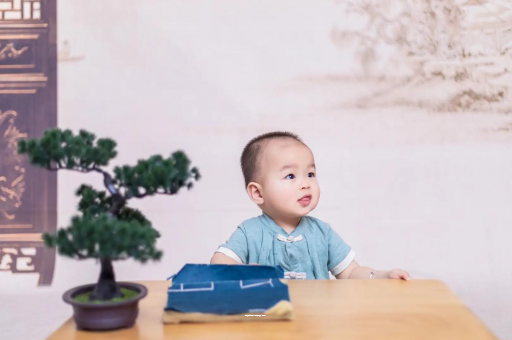 泉州宝宝眼屎多是什么原因 泉州宝宝眼屎多是什么原因